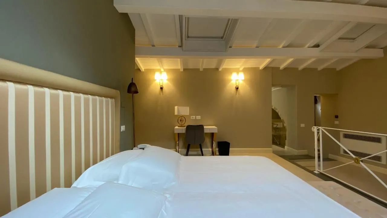 Lanterne Magiche Ortigia Suites Syracuse