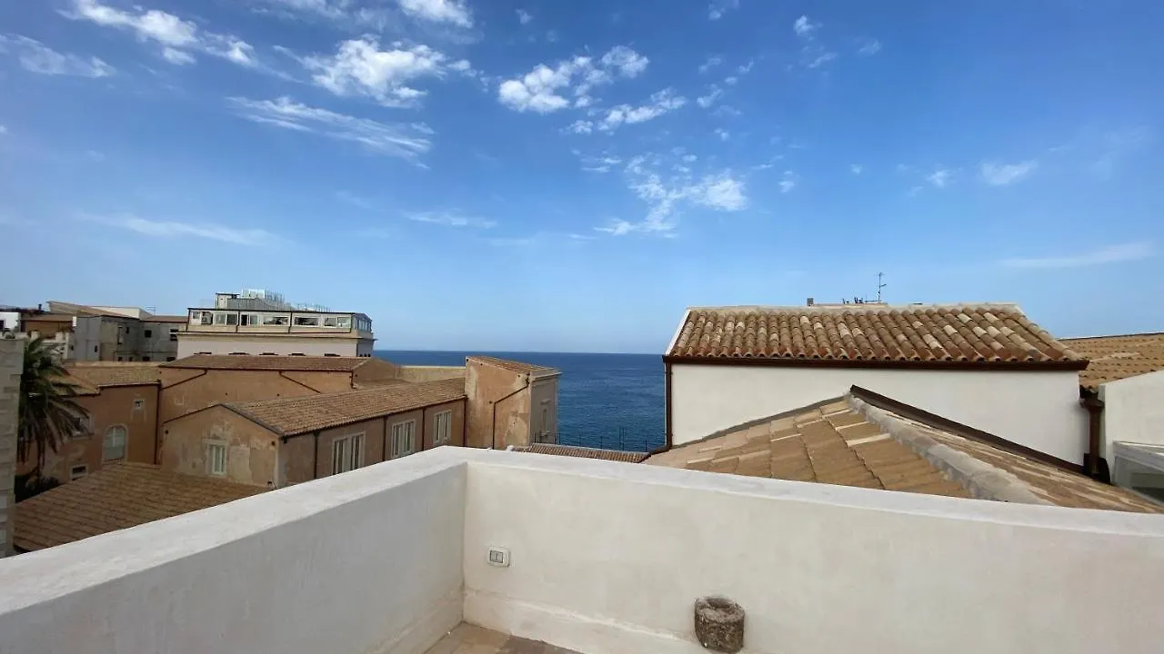 Lanterne Magiche Ortigia Suites Syrakuzy Hotel